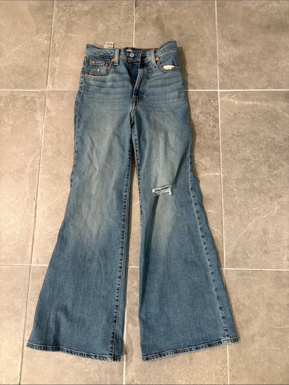 Levi's ribcage bell Mid Blue Wide-Leg Flare Jeans with Knee Rip